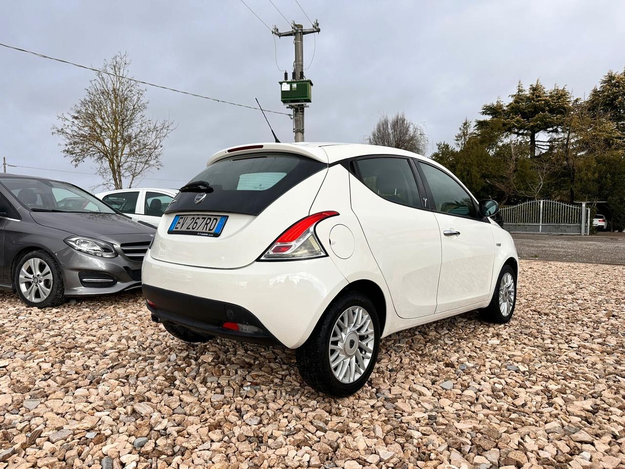 Lancia Ypsilon 1.2 69 CV 5 porte S&S