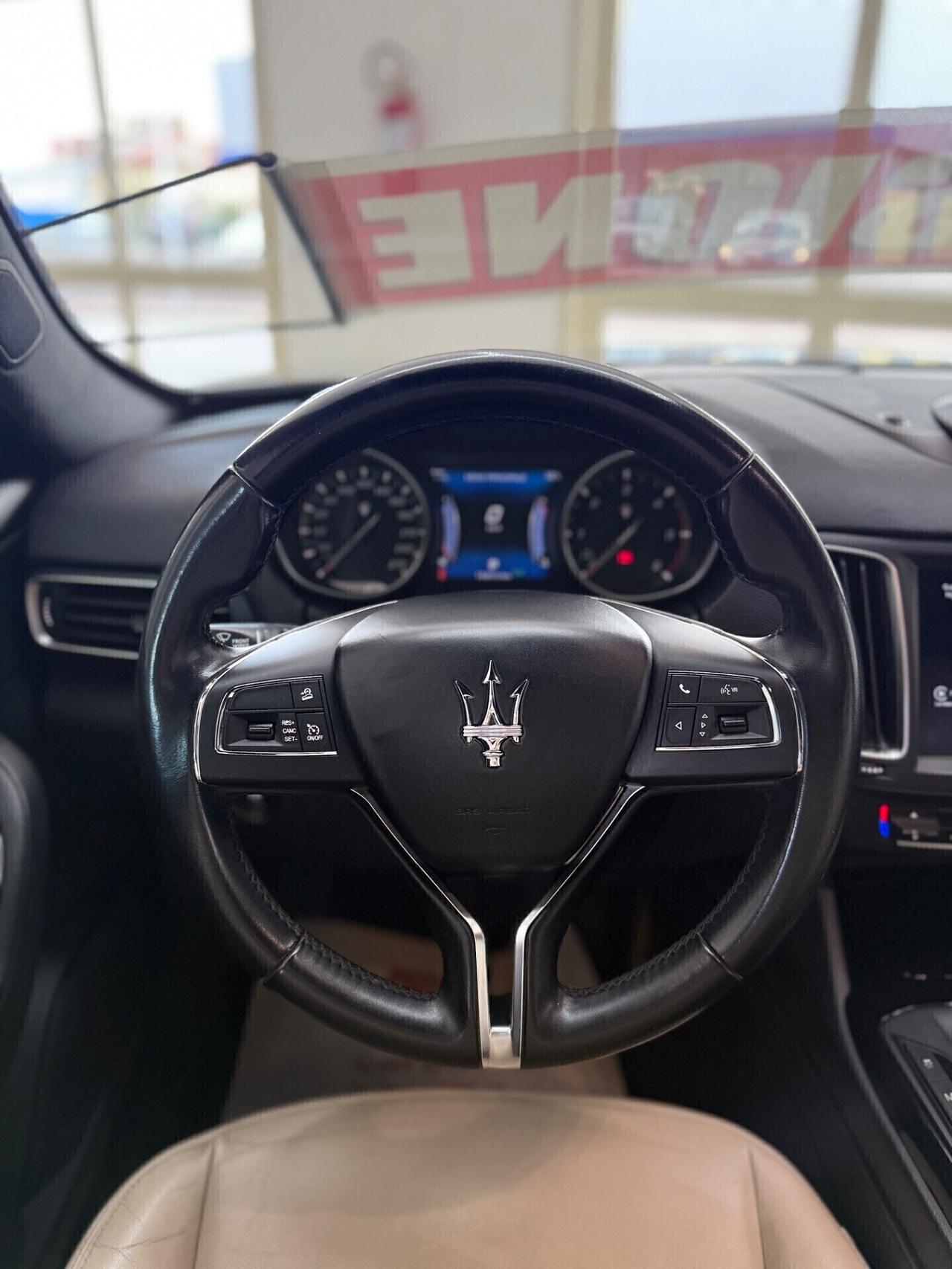 Maserati Levante Granlusso