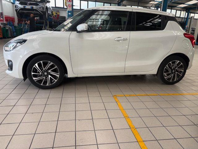 SUZUKI Swift 1.2 Hybrid Top Automatica