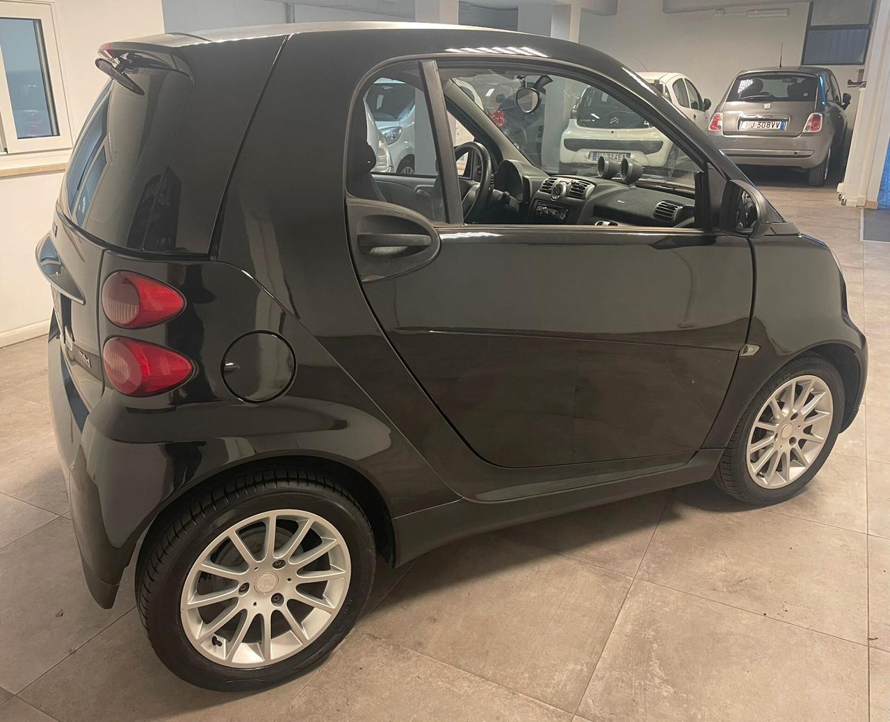 SMART FORTWO 1.0 - OK NEOPATENTATI - FRIZIONE NUOVA