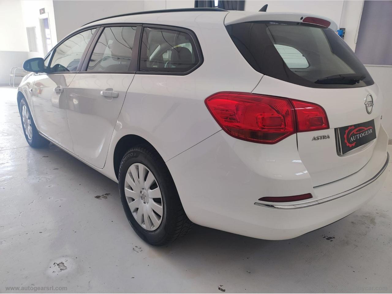 OPEL Astra 1.6 CDTI EcoFLEX S&S ST Cosmo