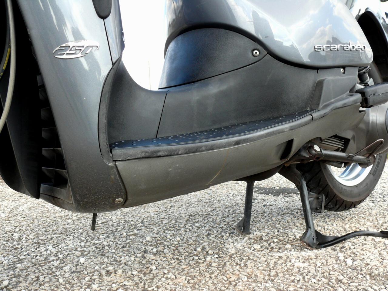 Aprilia Scarabeo 250 BICOLORE