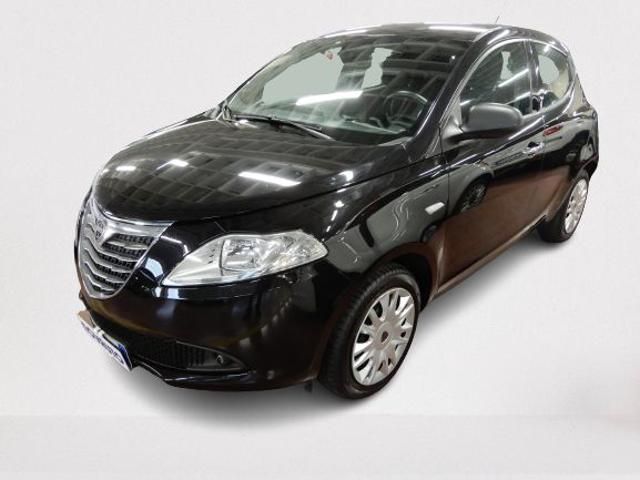 LANCIA Ypsilon 1.2 69 CV 5 porte Silver