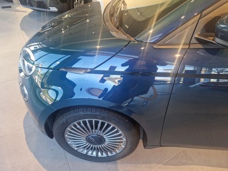 FIAT 500 elettrica La Nuova Serie1 La Nuova - Icon 320 Berlina