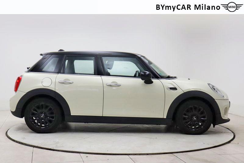 Mini Cooper D 1.5 D Cooper D Boost Auto