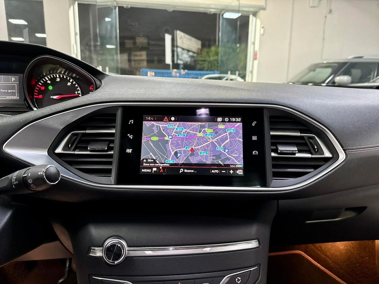 Peugeot 308 1.5 BlueHDi 130cv EAT8 GT Pack 2021