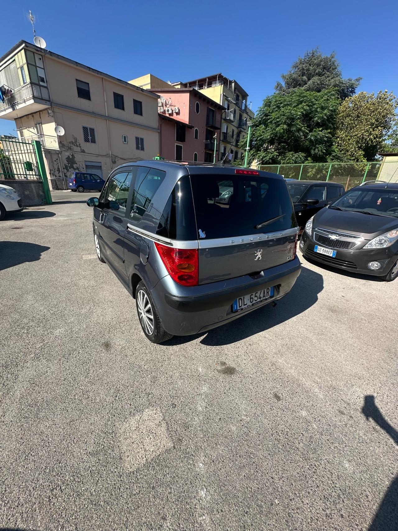 Peugeot 1007 1.4 HDi Sporty