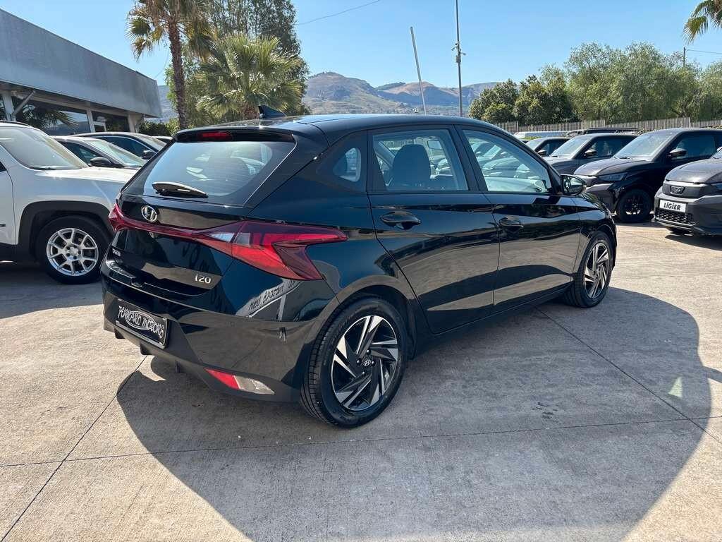 Hyundai i20 1.2 MPI Connectline 2023 / Km 43.000 Tua a solo 159 Euro al mese