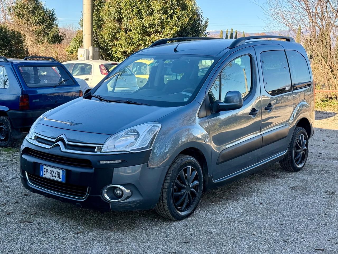 Citroen Berlingo gancio traino