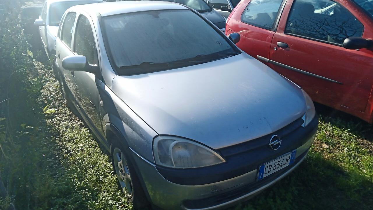 Opel Corsa 1.2i 16V cat 3 porte Sport