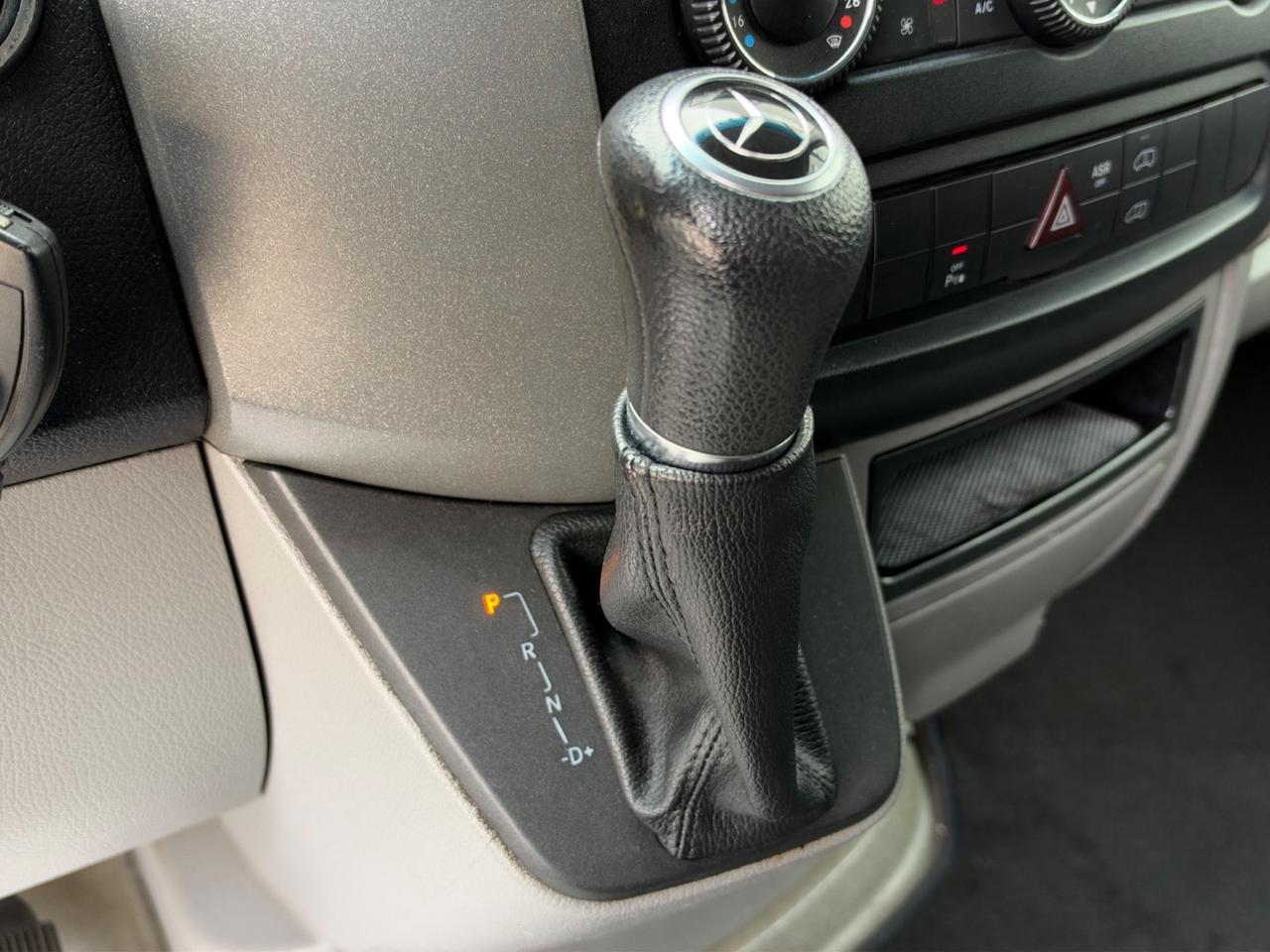 Mercedes Sprinter 319 3.0 V6 Bluetec Automatico