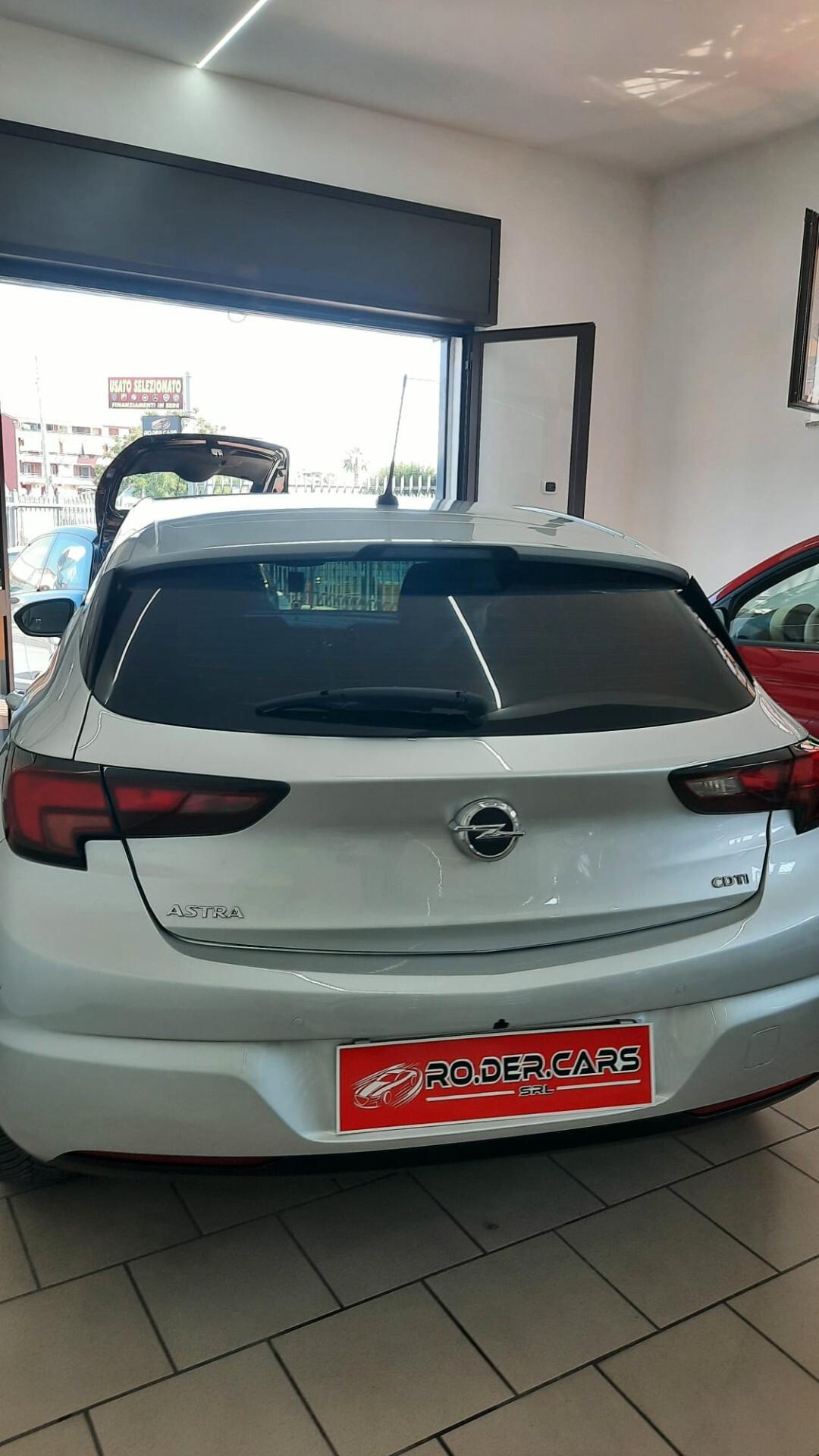 Opel Astra 1.6 CDTi 110CV Start&Stop 5 porte Innovation