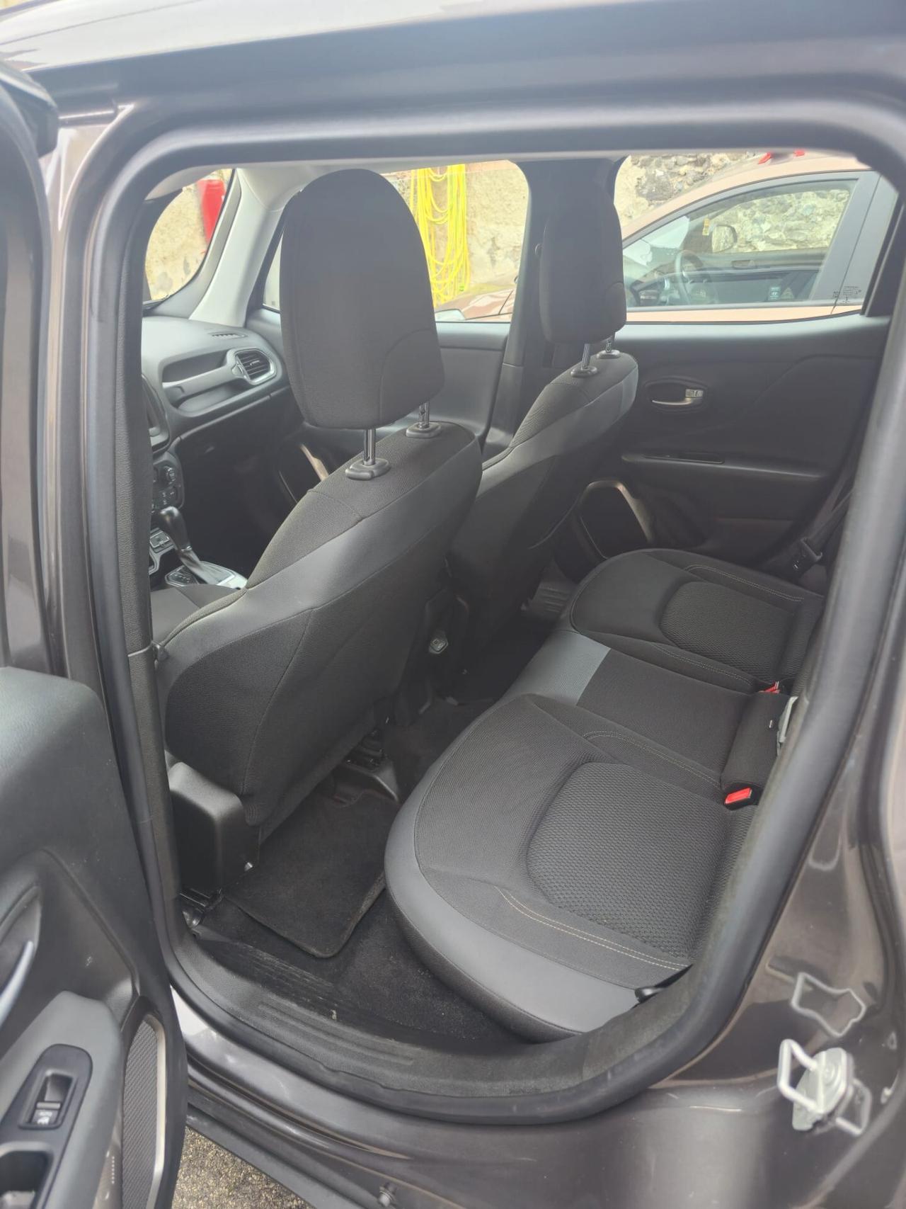 Jeep Renegade 1.6 Mjt DDCT 120 CV Limited