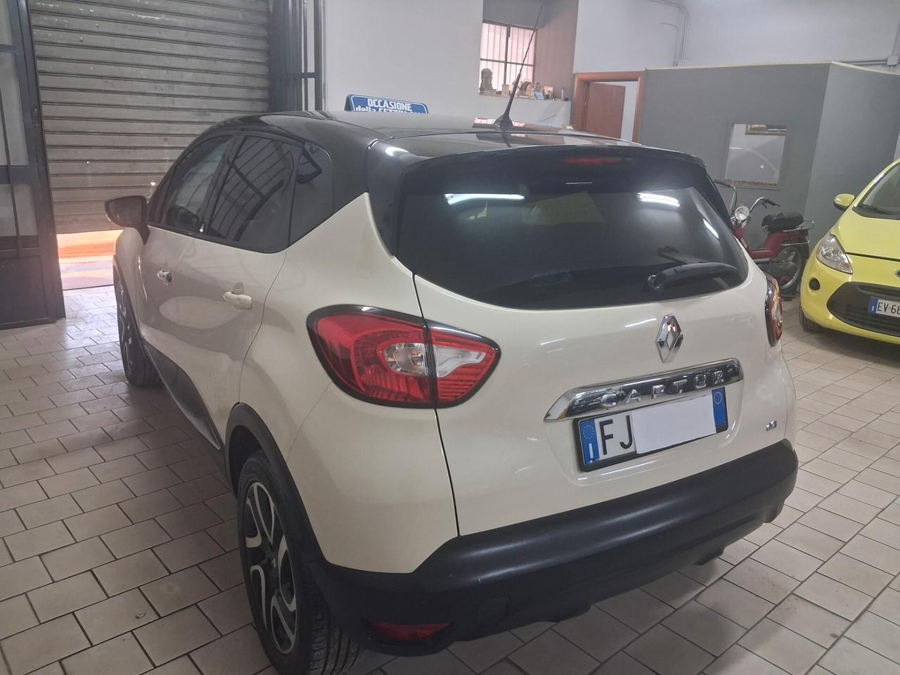 Renault Captur 1.5 dCi 8V 90 CV 2014