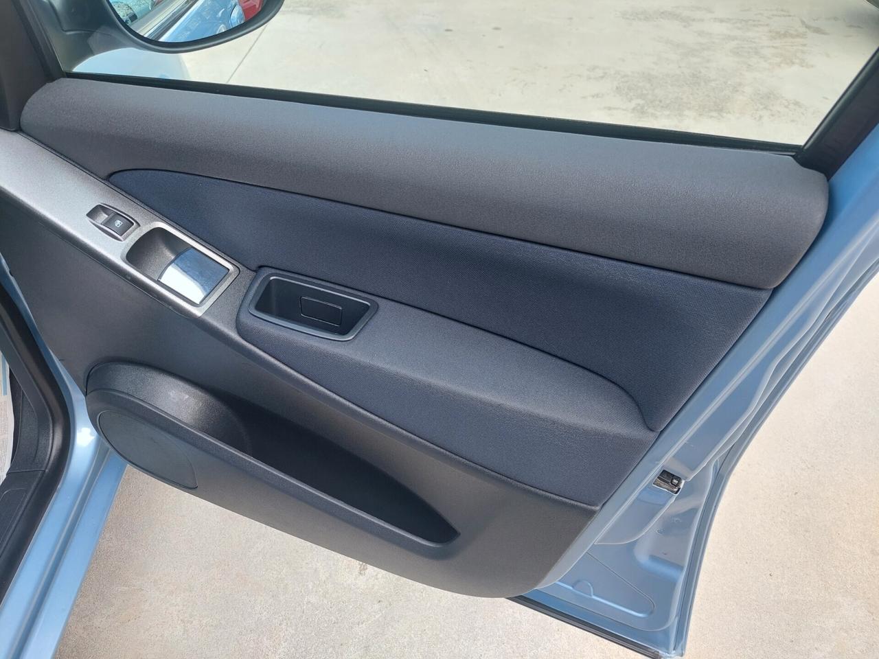 Lancia MUSA 1.3 Mjt 95 CV Gold 2011 km certificati