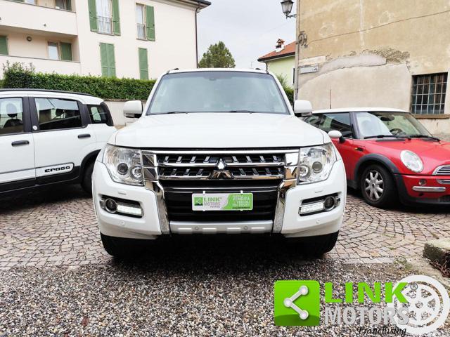 MITSUBISHI Pajero 3.2 DI-D 16V aut. 5p. Instyle DPF GARANZIA INCLUSA