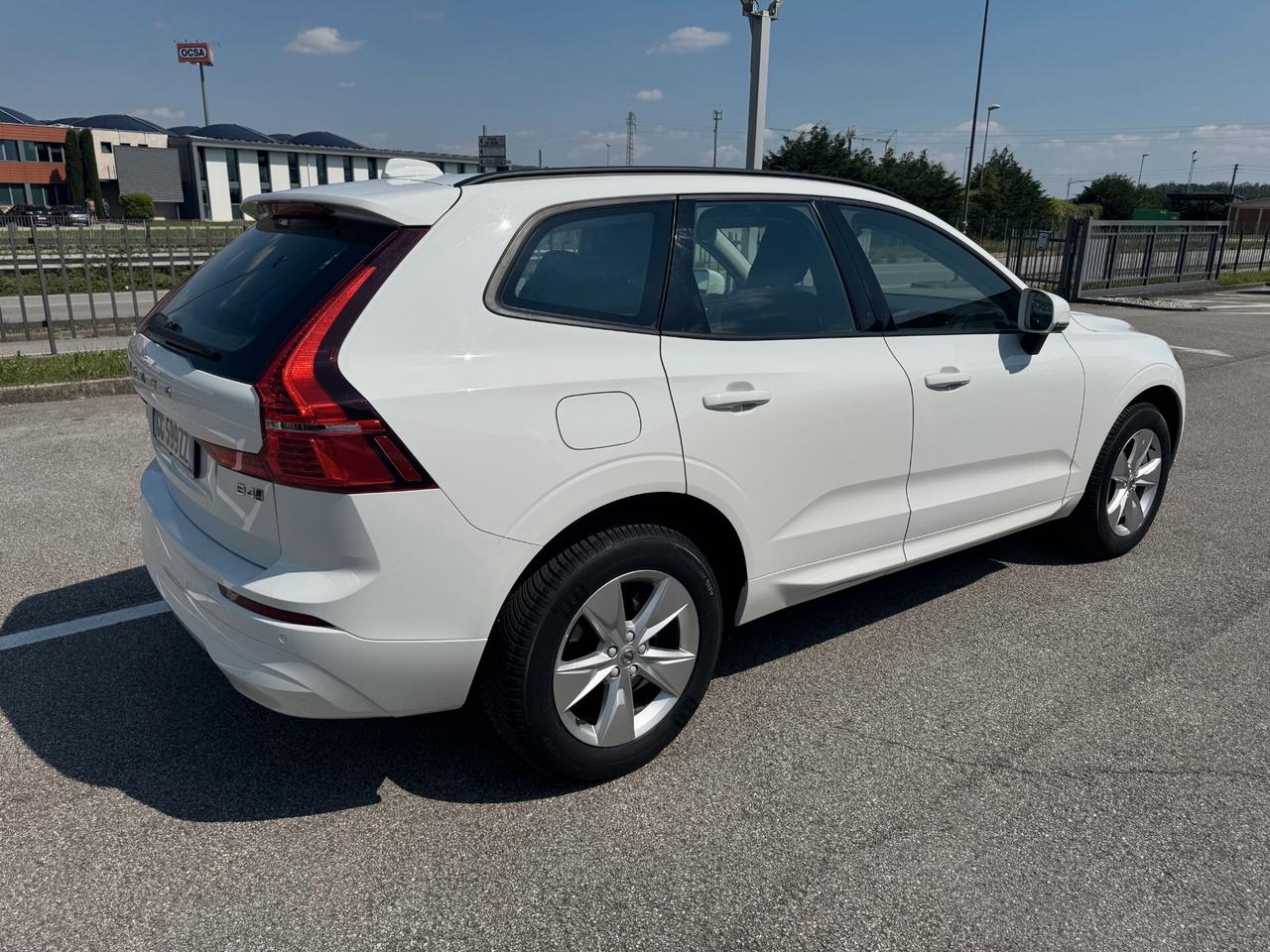 Volvo XC60 B4 AWD (Diesel/Hybrid) Business