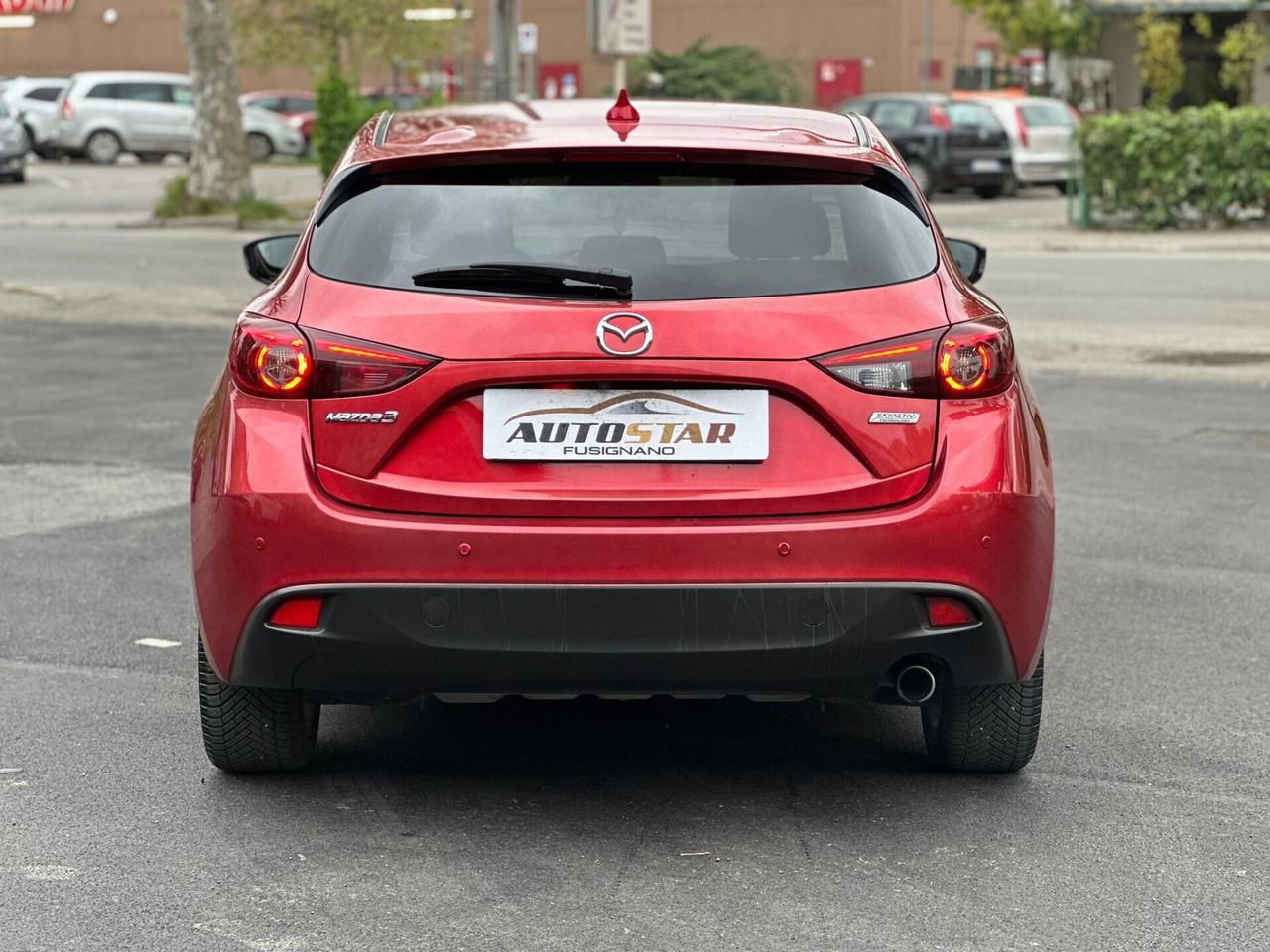 Mazda 3 Mazda3 1.5 Skyactiv-D Exceed 2017