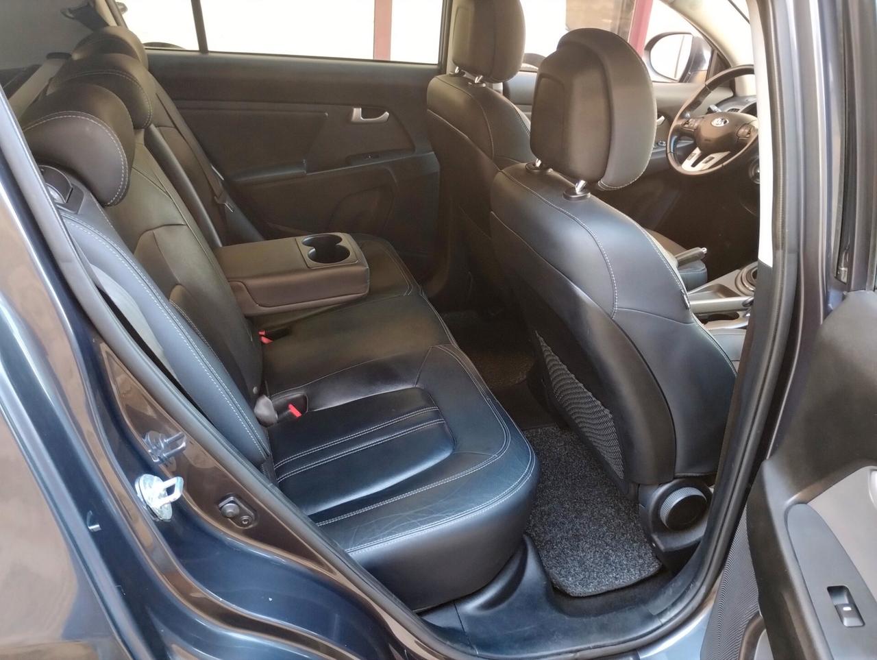 Kia Sportage 1.7 CRDI 2WD high tech . Autocarro N1