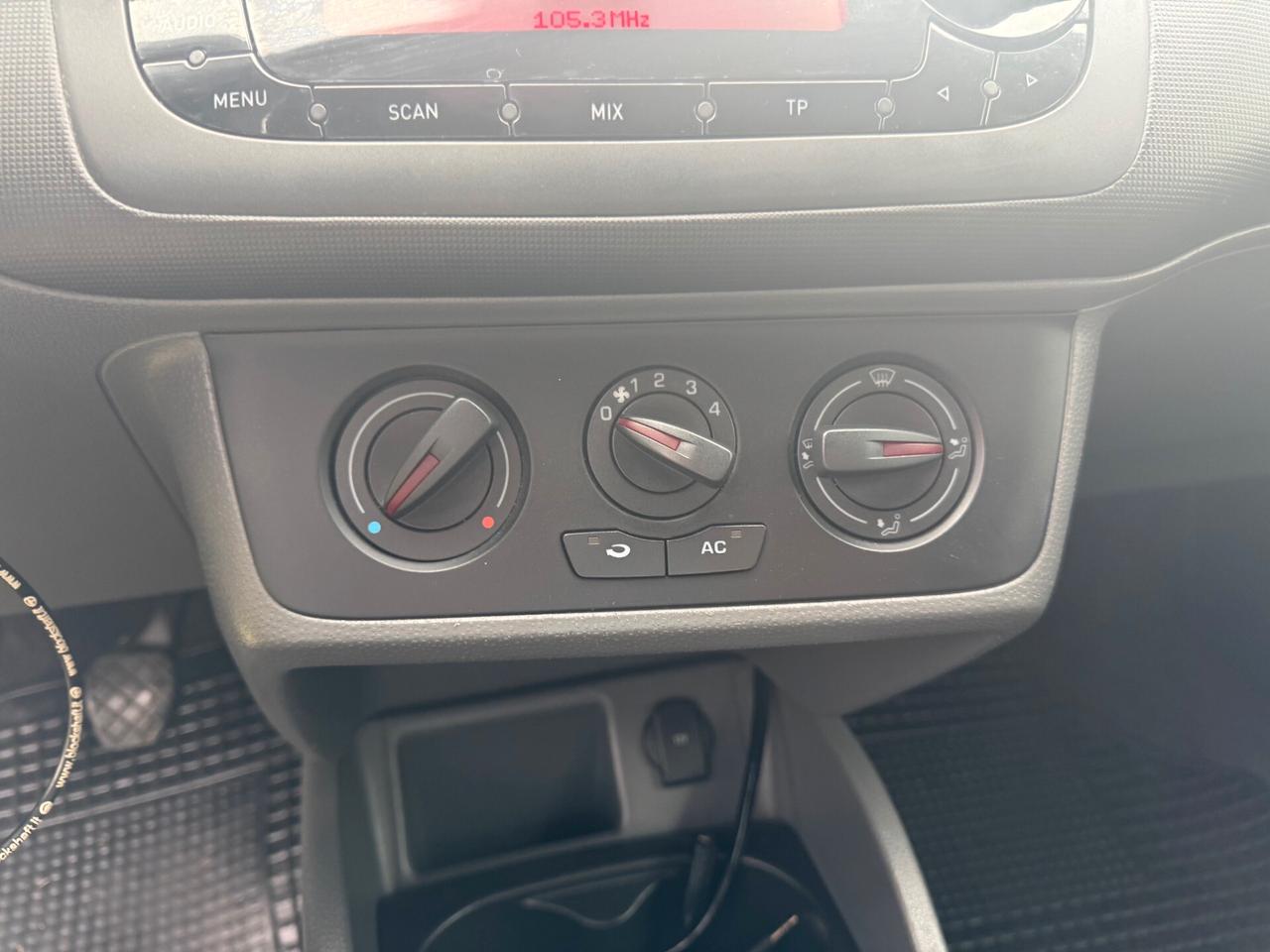 SEAT IBIZA SW ST 1.6cc TDI 90cv DPF EURO5 STYLE