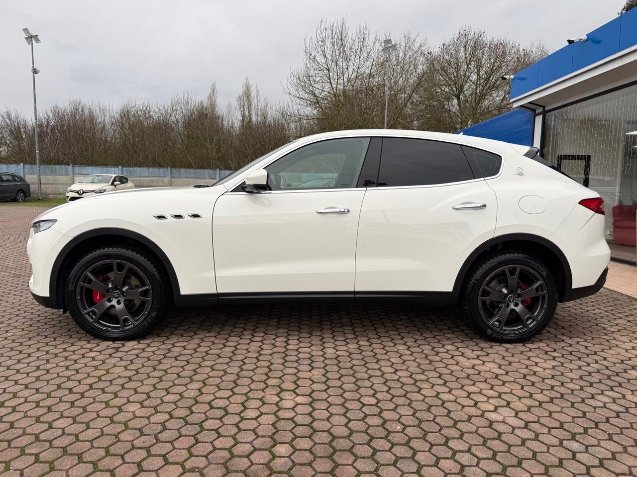 Maserati Levante V6 AWD Granlusso