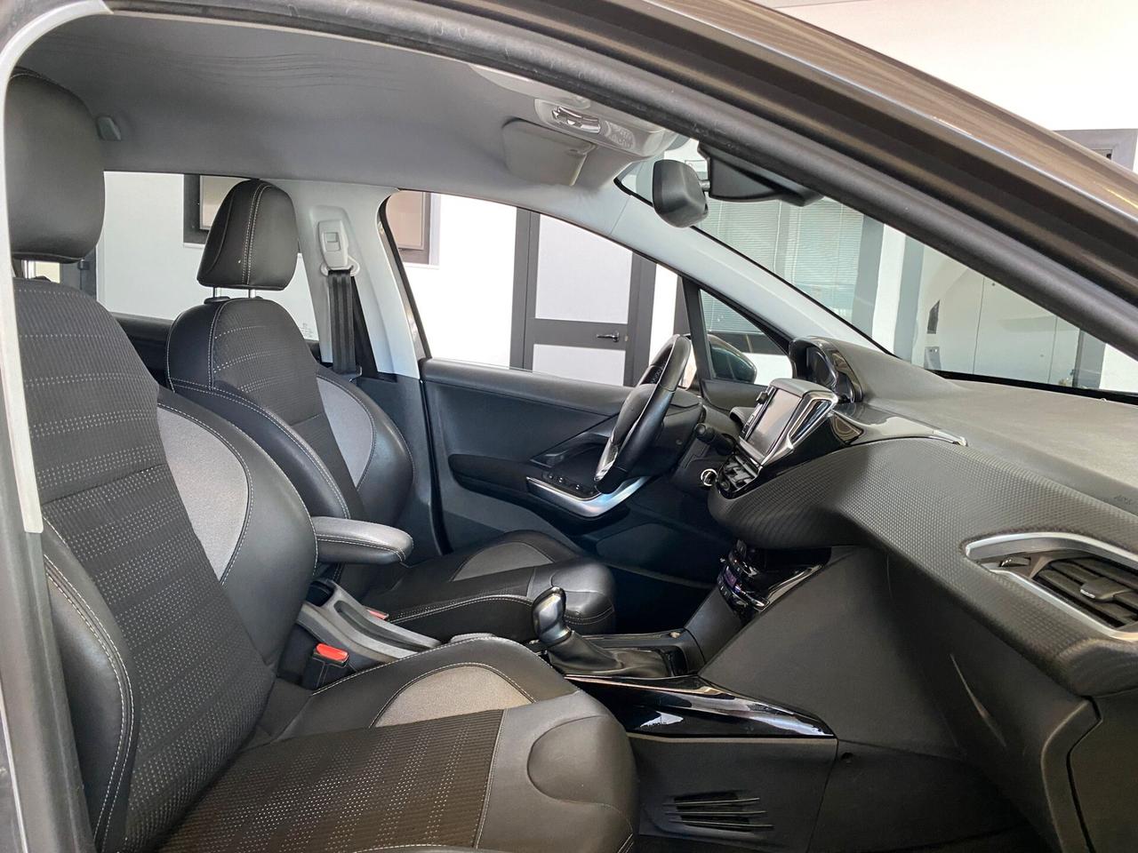 Peugeot 2008 1.6 BlueHDi 100 Allure UNiPRO/KMDOC