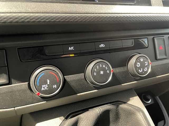 Volkswagen Transporter 2.0TDI 150CV PC Business - IVA ESCLUSA