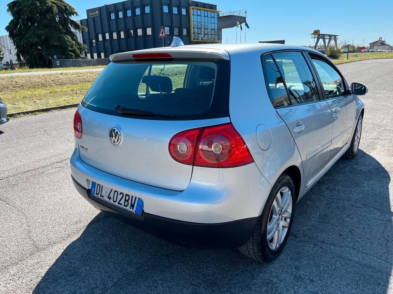 Volkswagen Golf 1.6 5p. Comfortline