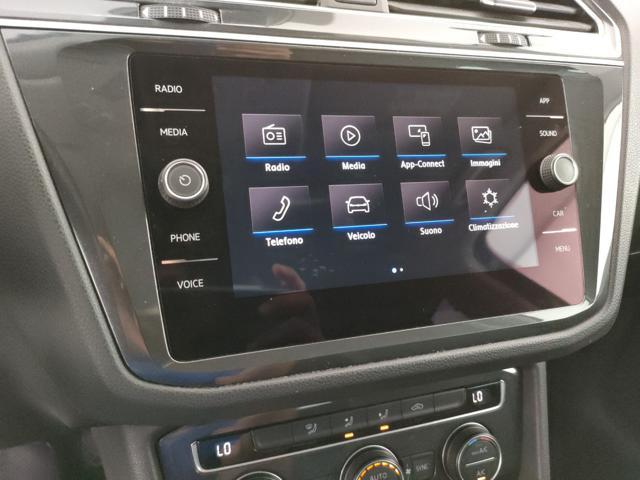 VOLKSWAGEN Tiguan 2.0 TDI SCR DSG Advanced R-Line Exterior Pack