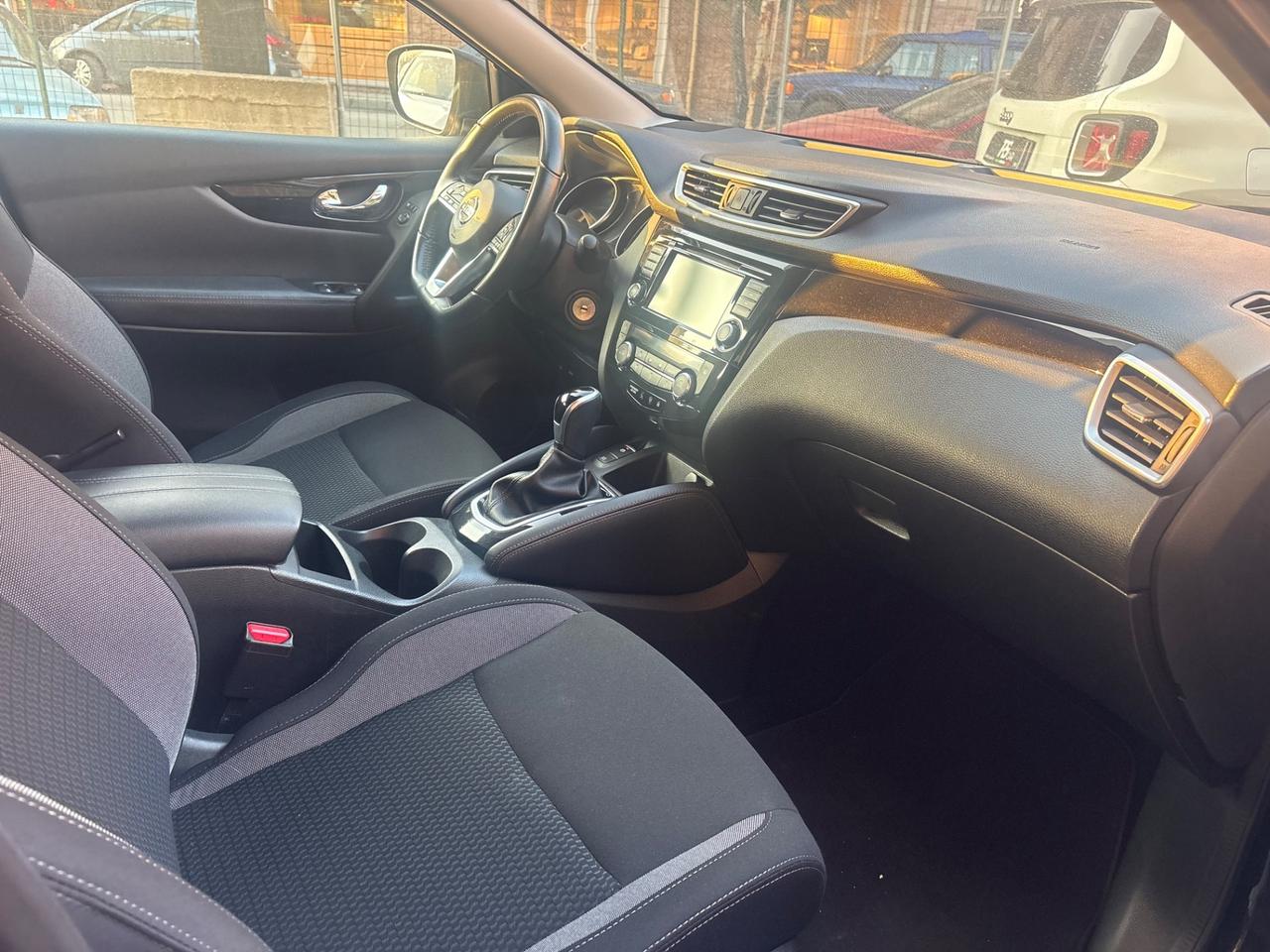 Nissan Qashqai 1.5 dCi Tekna dinamic ( 2019 )