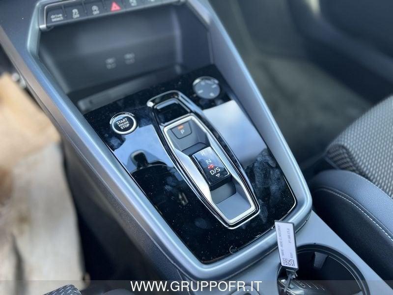 Audi A3 4ª serie SPB 35 TFSI S tronic S line edition