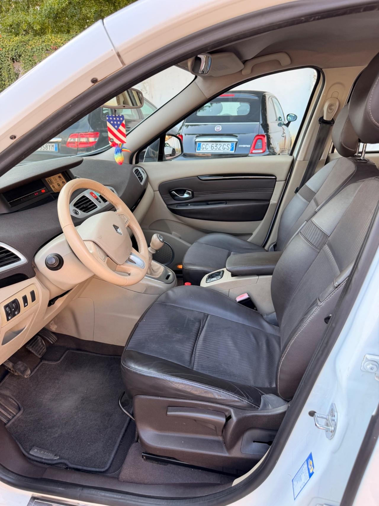 Renault Scenic 1.5DCI 2011 neopatentati pronto uso pelle navi