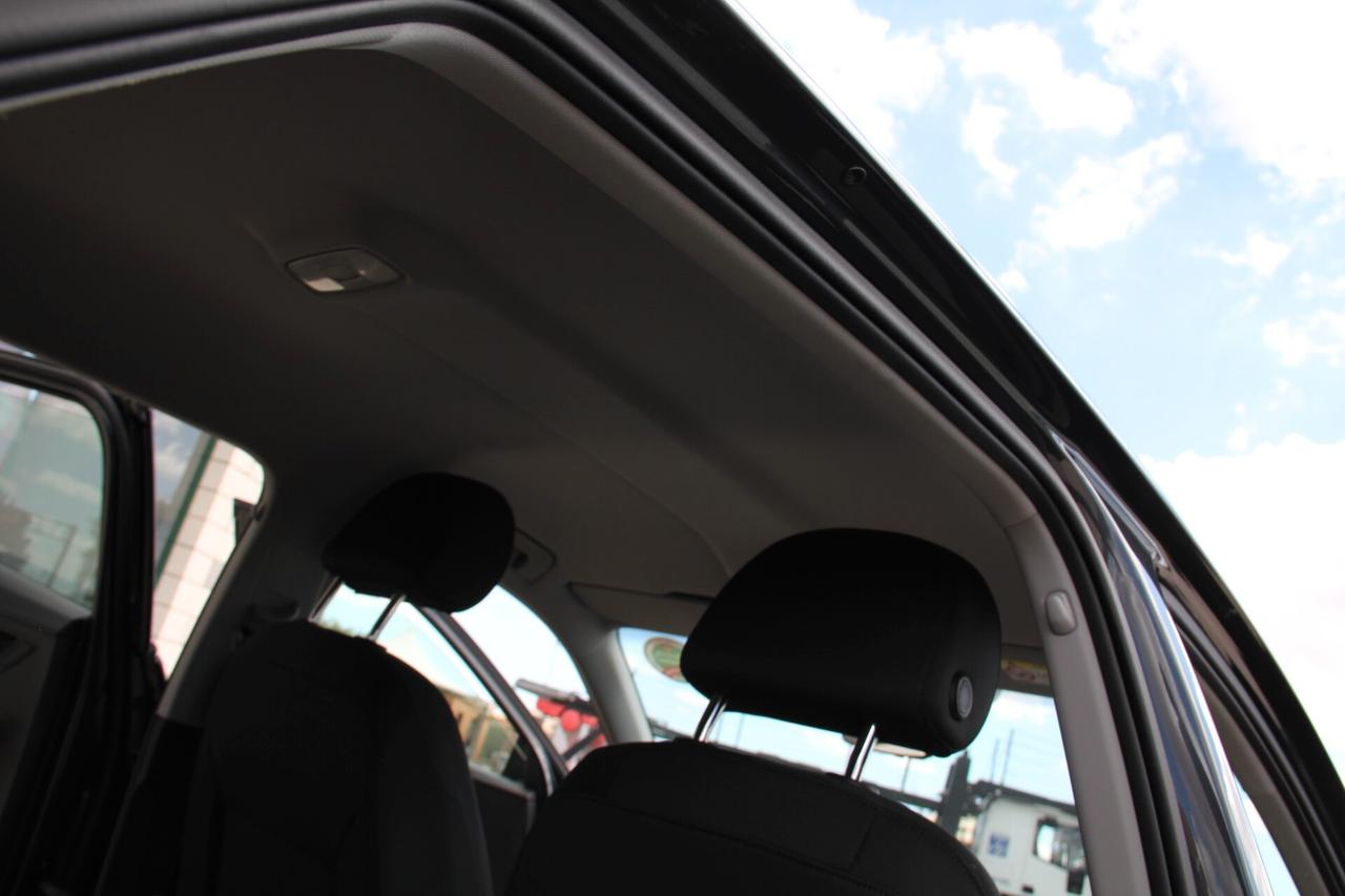 Audi Q2 35 TDI quattro S tronic Business