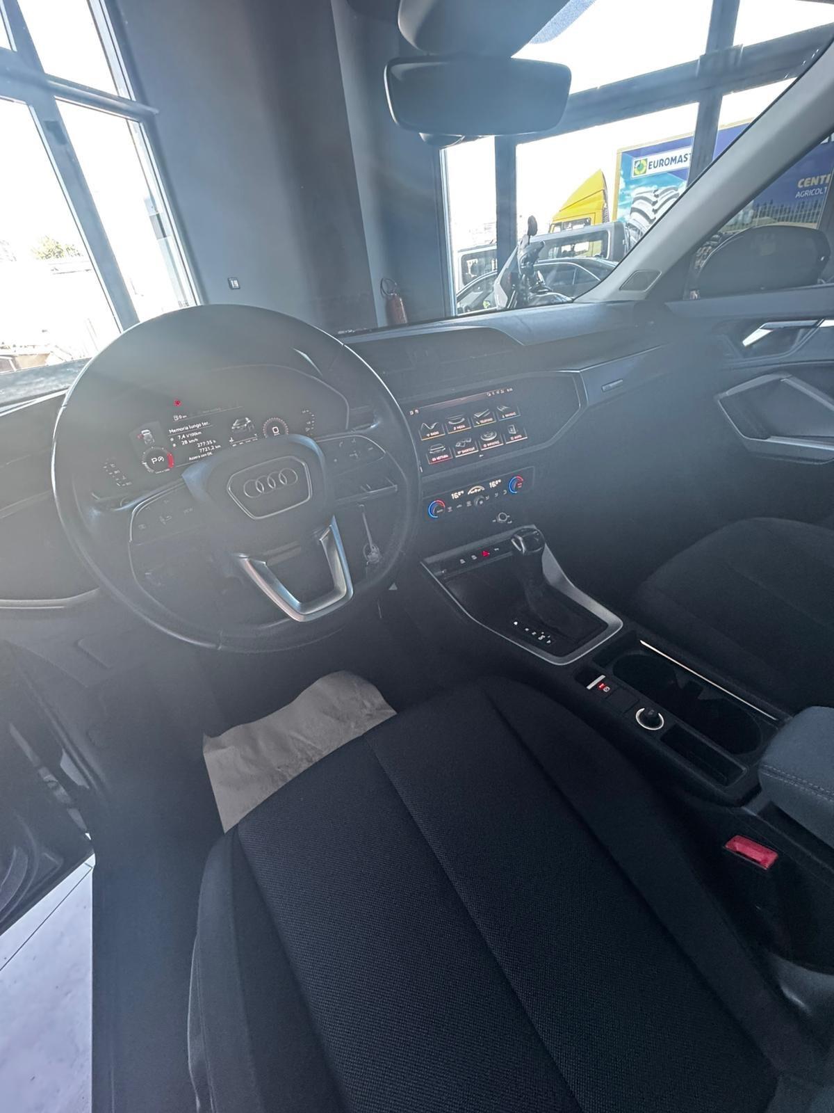 AUDI Q3 MY2019 2.0 TDI 150CV STRONIC SPORT EDITION