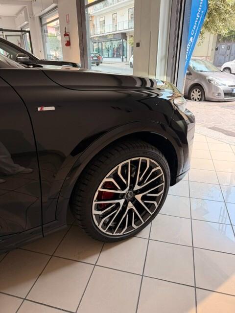 Audi Q5 SportBack TDI 150 kW MHEV+ S tronic quattro S-line Identity Black edition