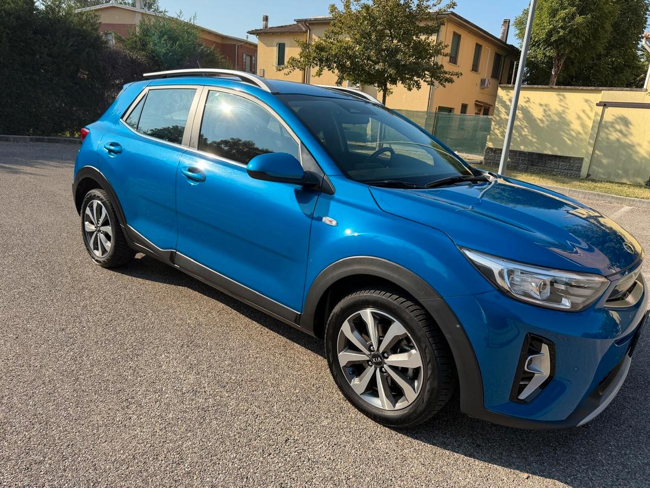 Kia Stonic 1.2 Gpl - NEOPATENTATI - 12 MESI DI GARANZIA -