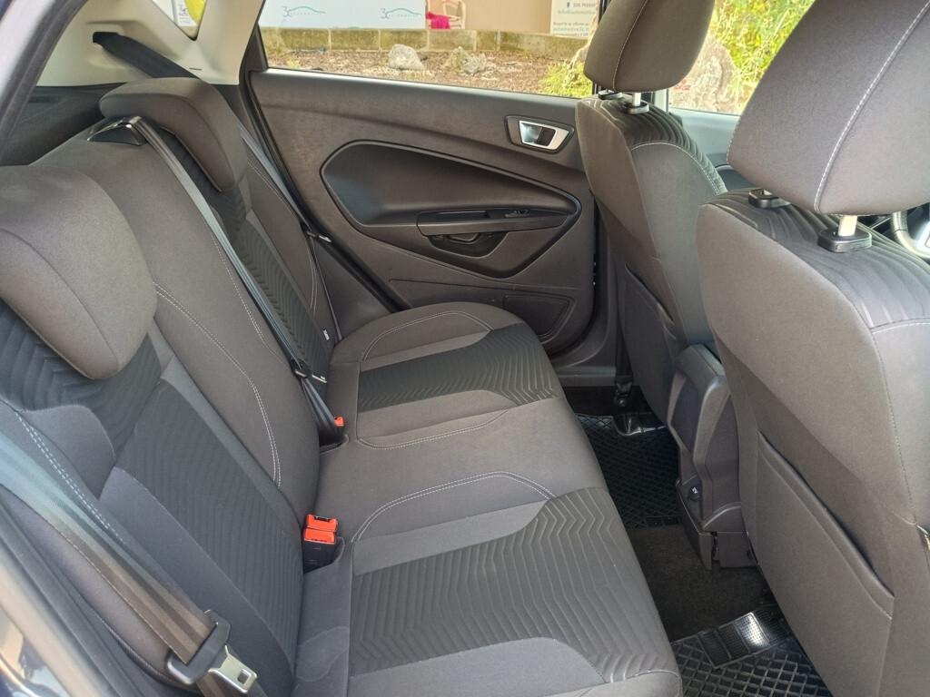 Ford Fiesta 1.4 5p. Bz.- GPL Titanium