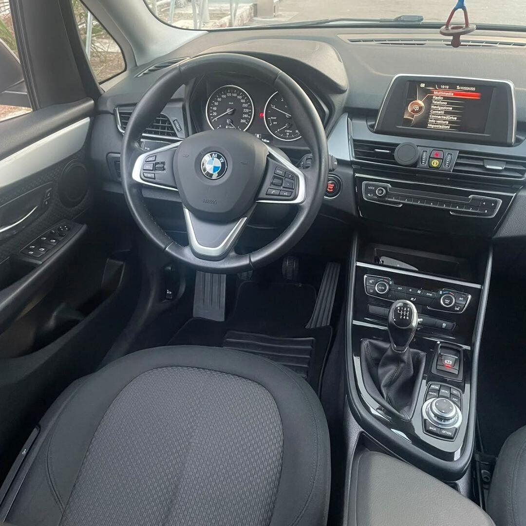 Bmw serie 216d - 116CV