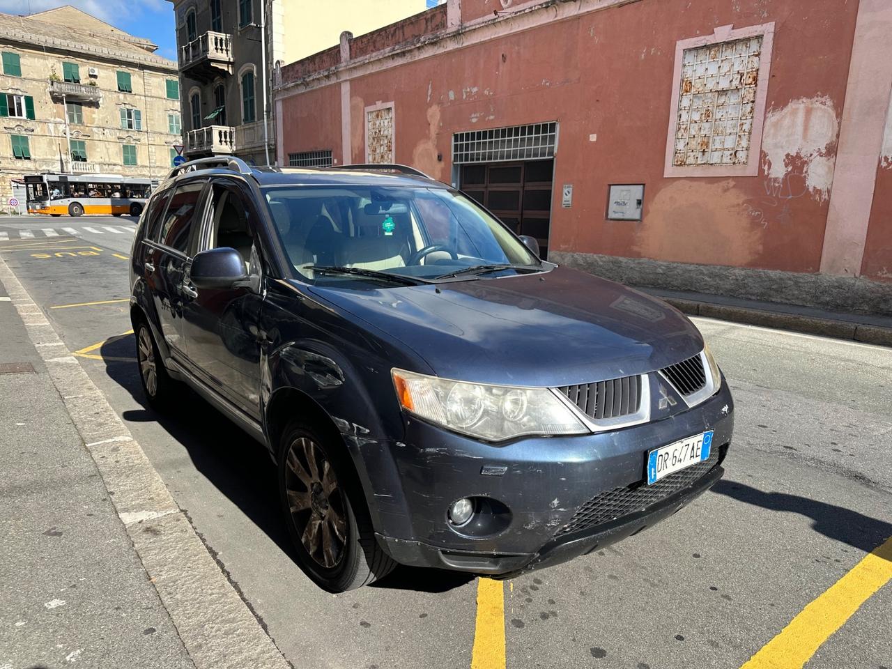 Mitsubishi Outlander 2.2 DI-D Instyle 7 p.ti DPF