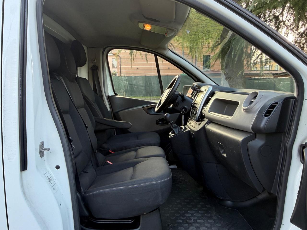 Renault Trafic 1.6dci 3posti passo lungo