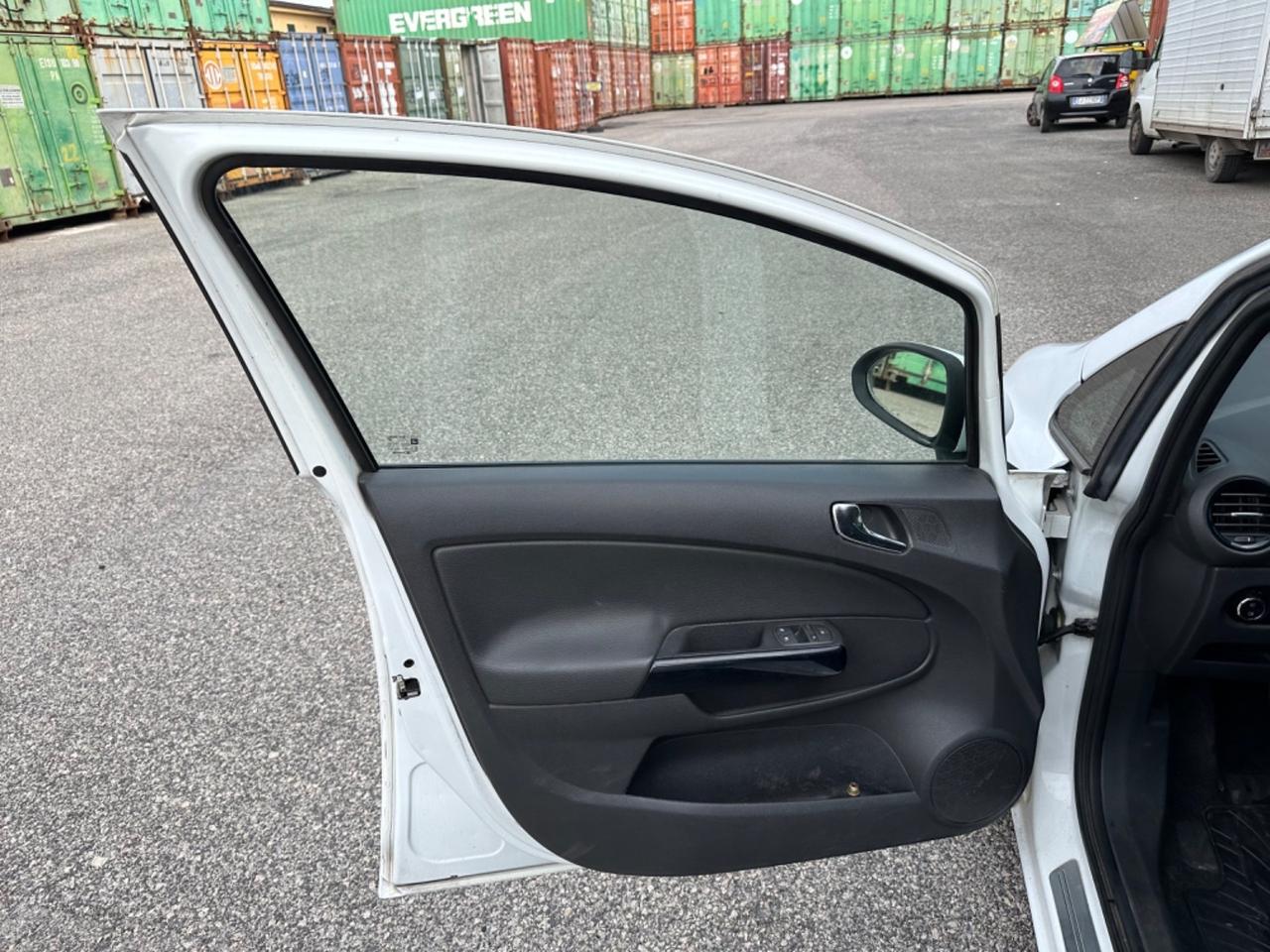 Opel Corsa 1.2 85CV 5 porte GPL-TECH Edition