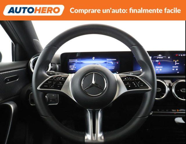 MERCEDES-BENZ A 180 Automatic Progressive Advanced