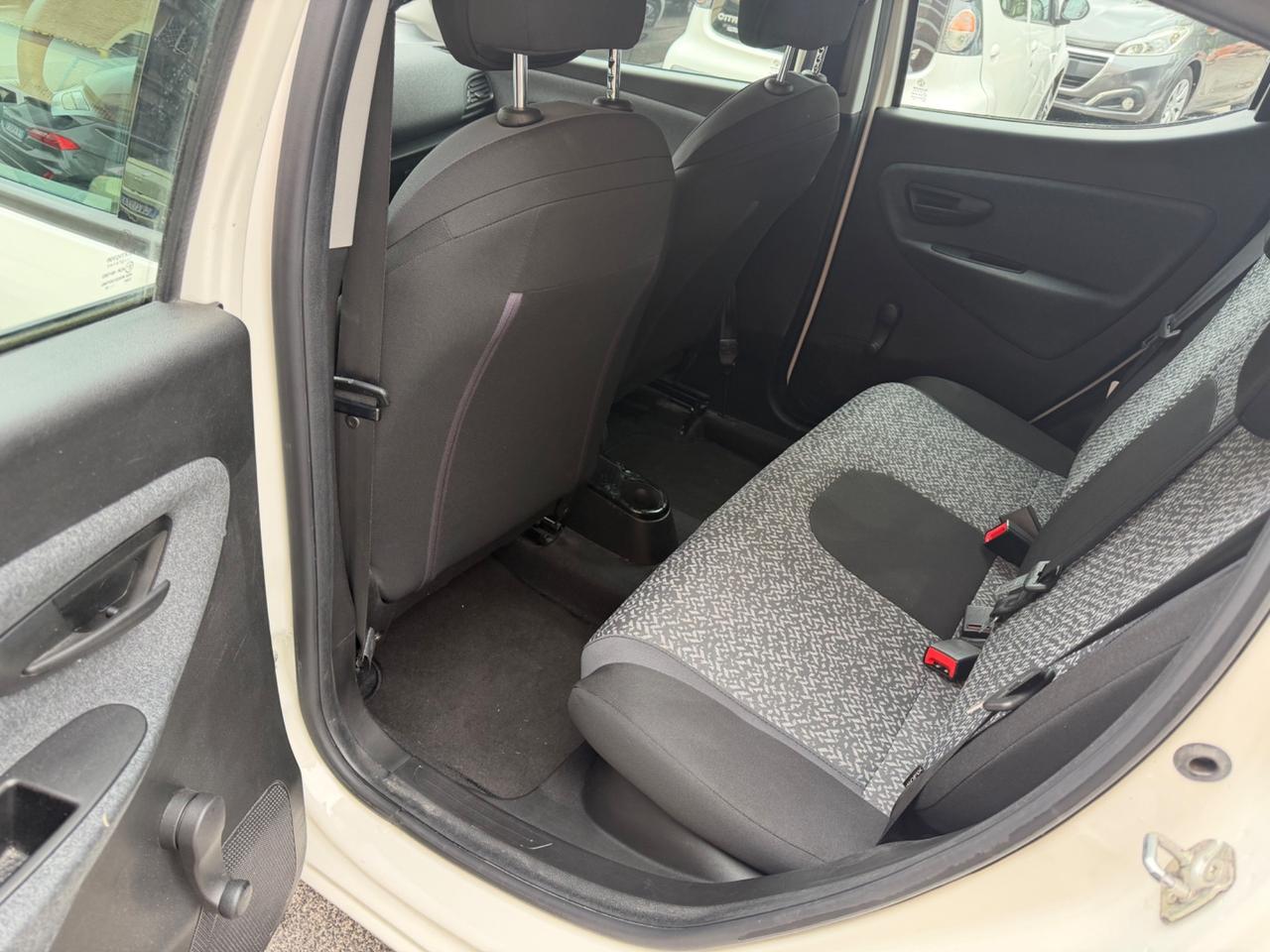 Lancia Ypsilon 1.0 5p S&S Hyb - PREZZO PROMO -