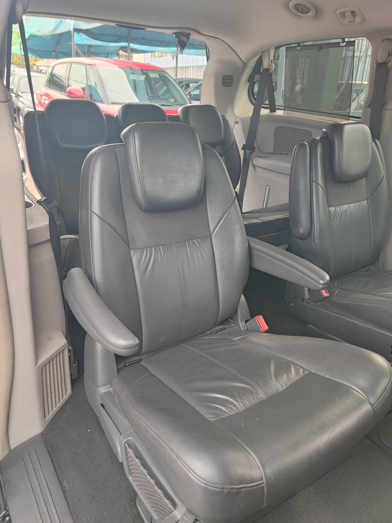 Chrysler Voyager Grand 2.8 CRD DPF Limited