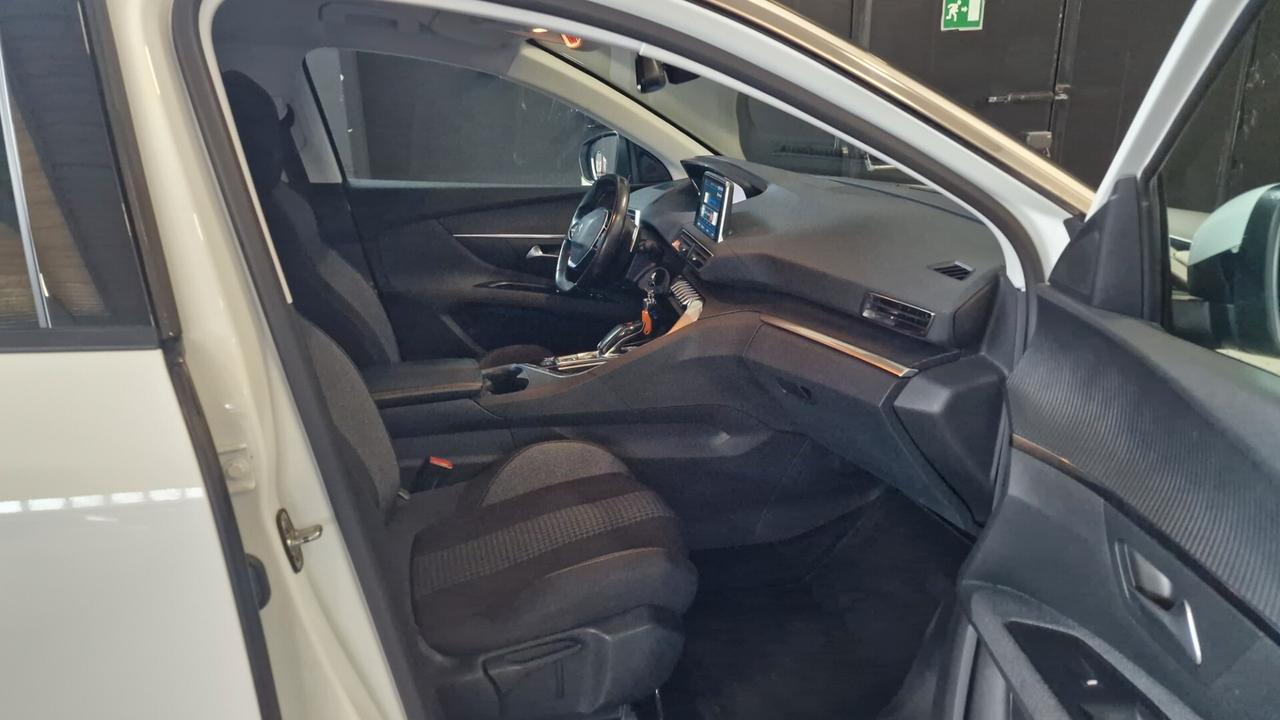 Peugeot 5008 BlueHDi 130 S&S Allure