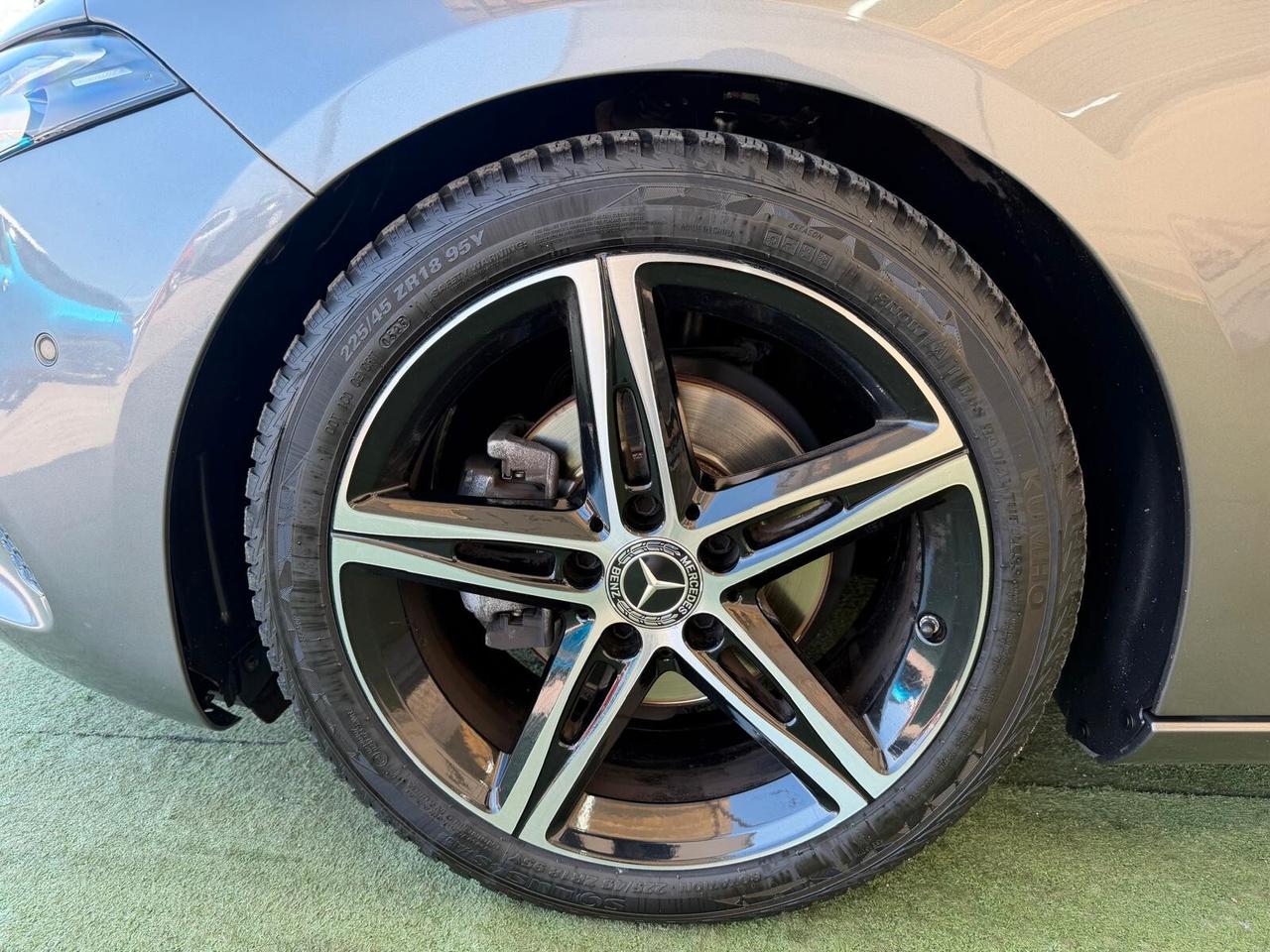MERCEDES CLASSE A 180d 1.5 DIESEL 116CV AUTOMATICA