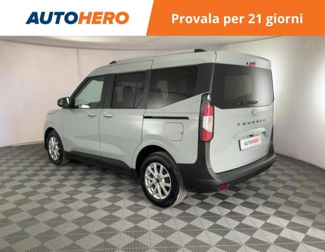 FORD Tourneo Courier 1.0 EcoBoost Titanium
