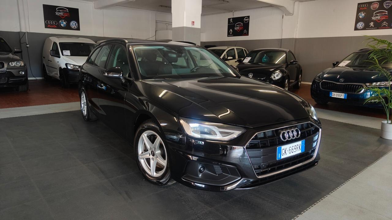 Audi A4 Avant 30 TDI/136 CV S tronic line edition