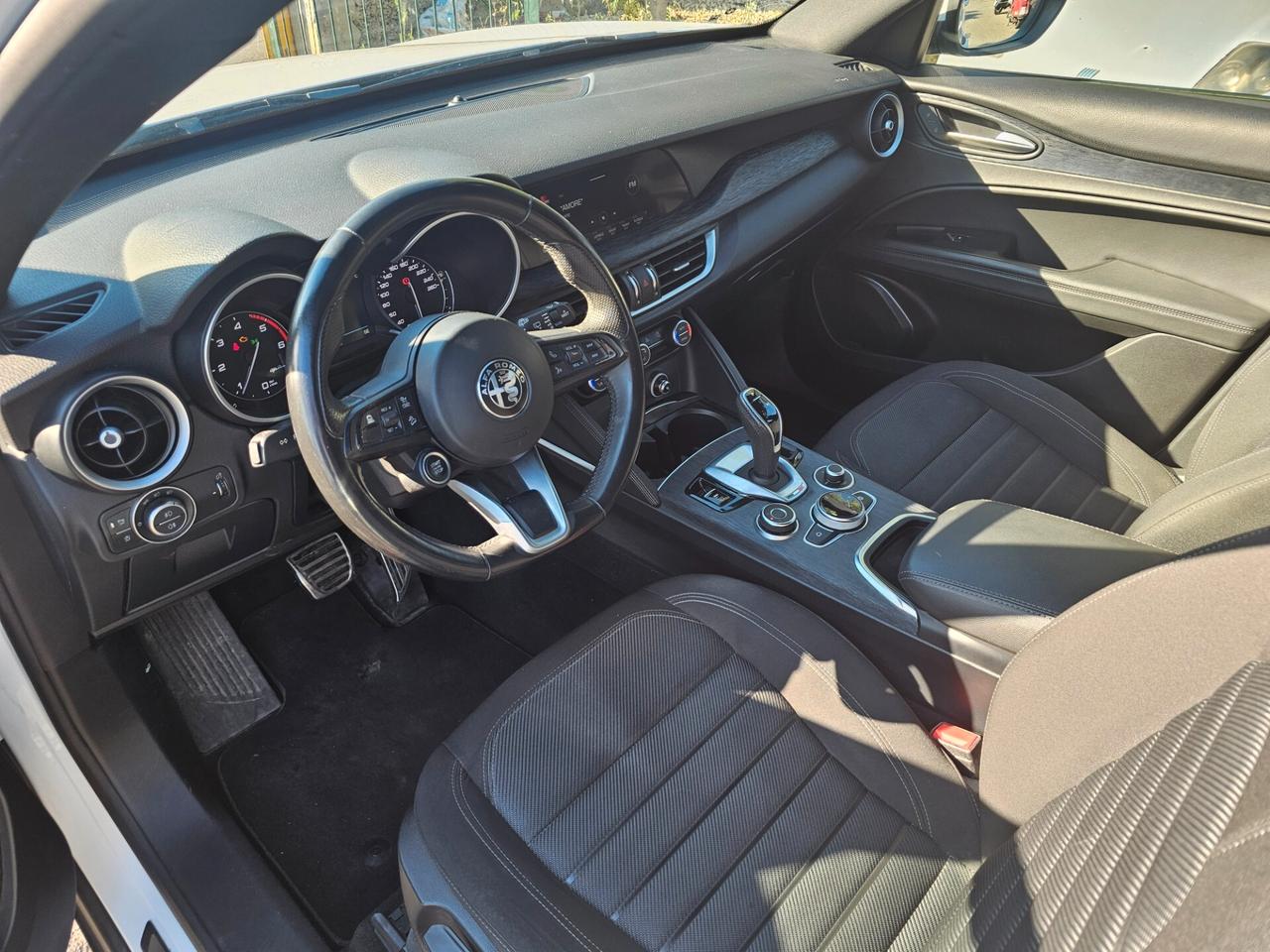 Alfa Romeo Stelvio 2.2 Turbodiesel 160 CV AT8 RWD Business