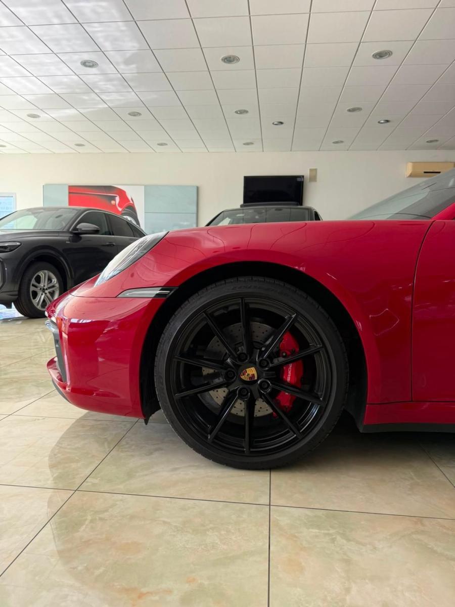 PORSCHE - 992 - 911 Carrera S